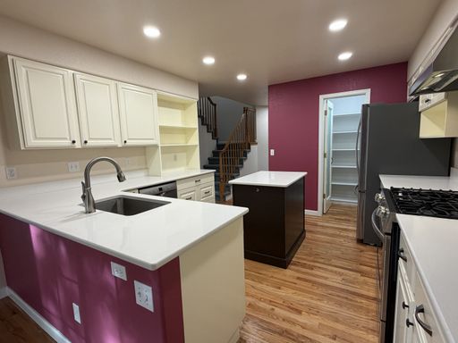 Listing photo thumbnail