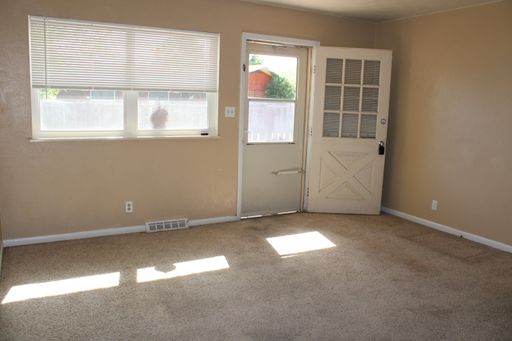Listing photo thumbnail