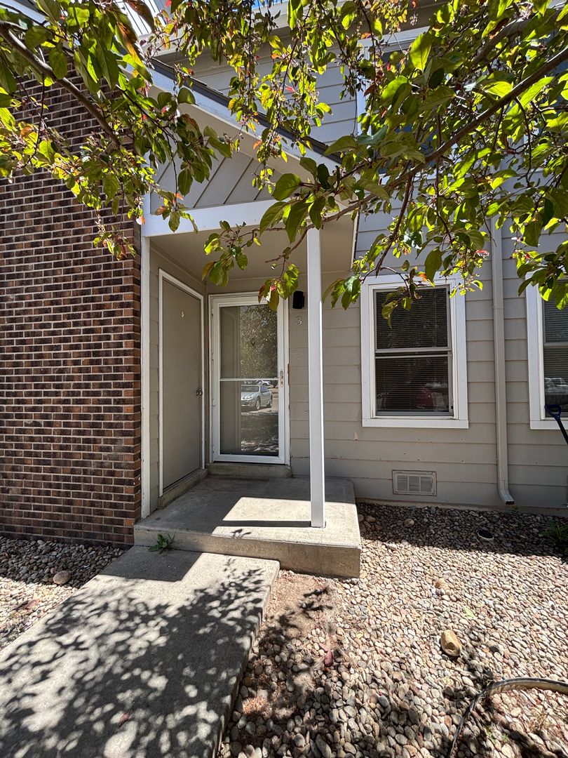 Berthoud Apartment: 1604 N 4th Street