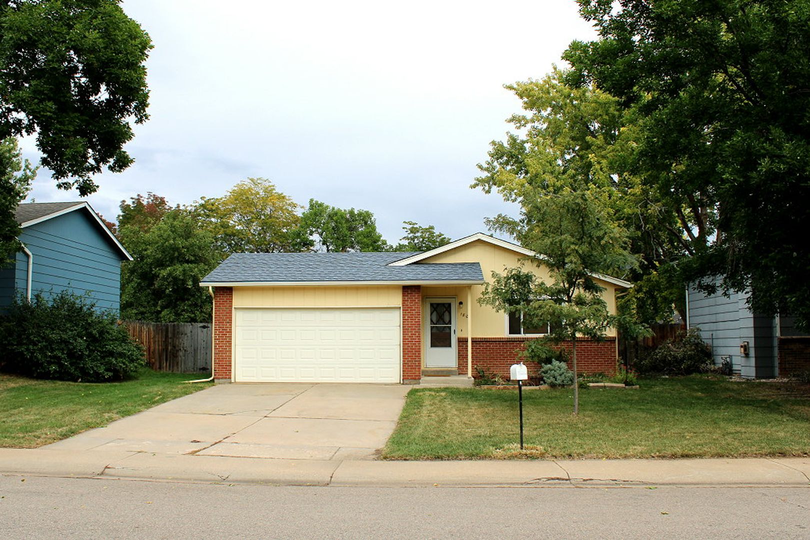 Listing photo