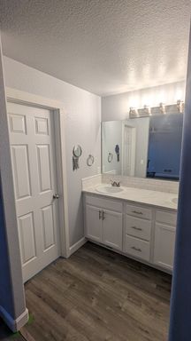 Listing photo thumbnail
