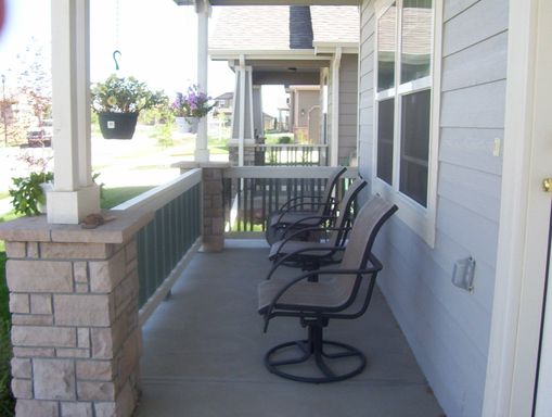Listing photo thumbnail