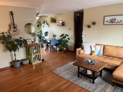 Listing photo thumbnail