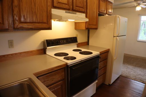 Listing photo thumbnail