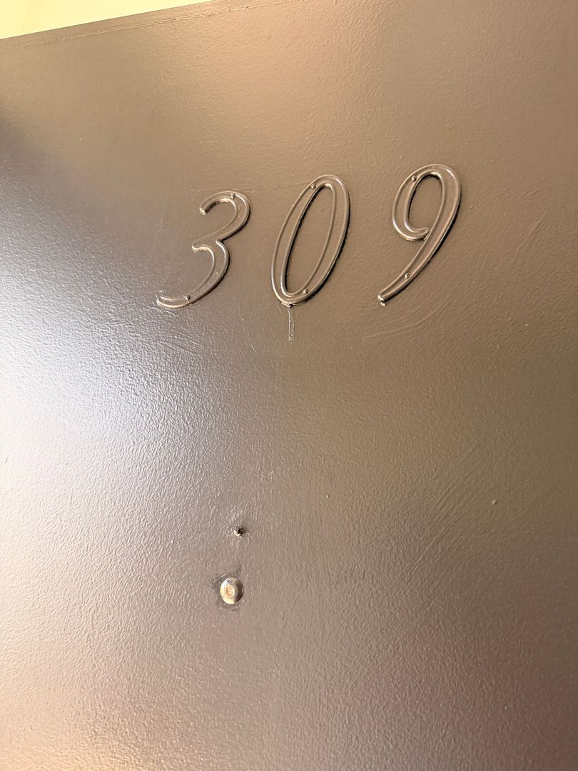 Oceanside Apartment: 960 Vine St.