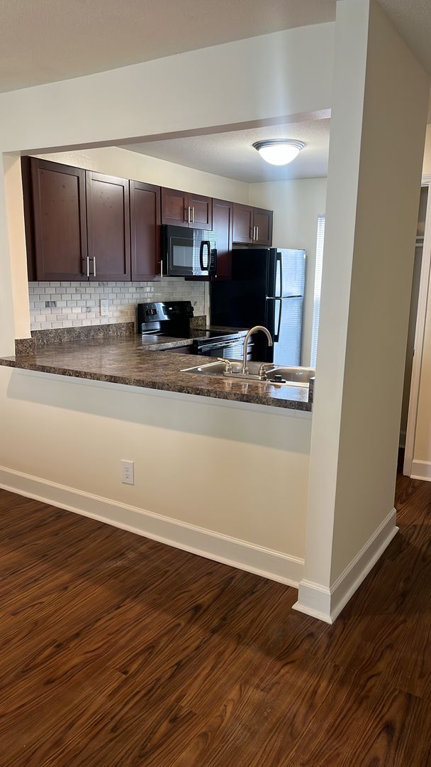 Frederick Apartment: 1000 Columbine Drive