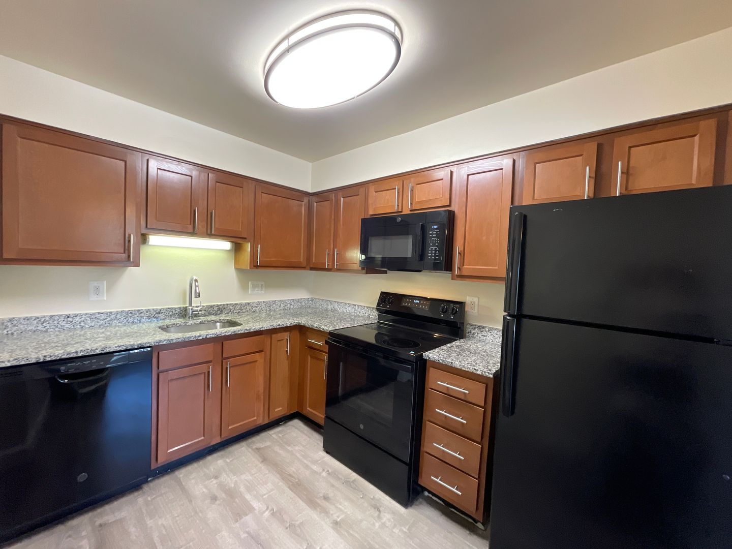 Silver Spring Apartment: 14207 Grand Pre Road
