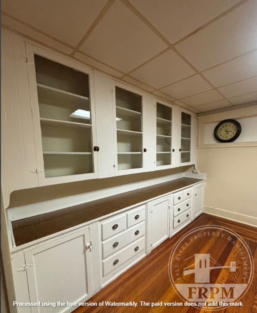 Fall River Apartment: 240-250 Osborn St