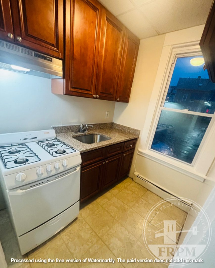 New Bedford Apartment: 2201 Purchase St