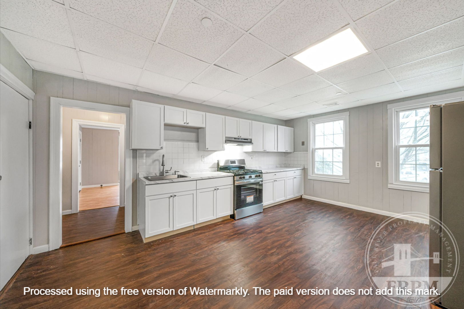 Fall River Apartment: 186 John St