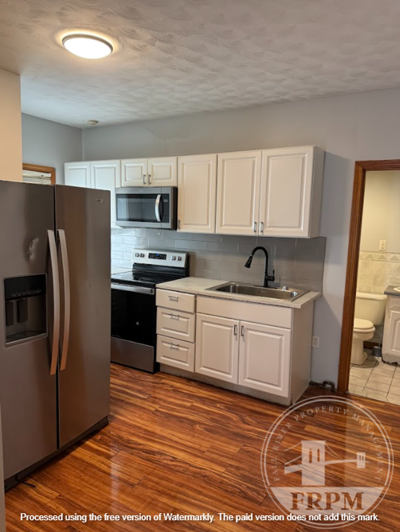 Fall River Apartment: 46 Pitman St