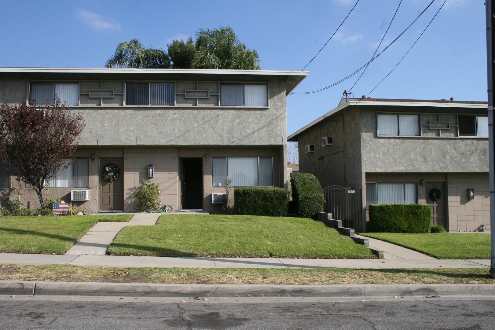 Glendora Apartment: 1058-1060 E Foothill Blvd