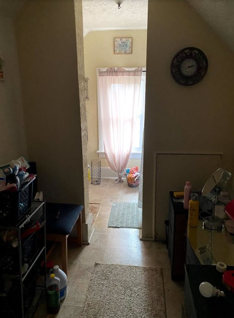 Canton House: 1801 3rd St SE