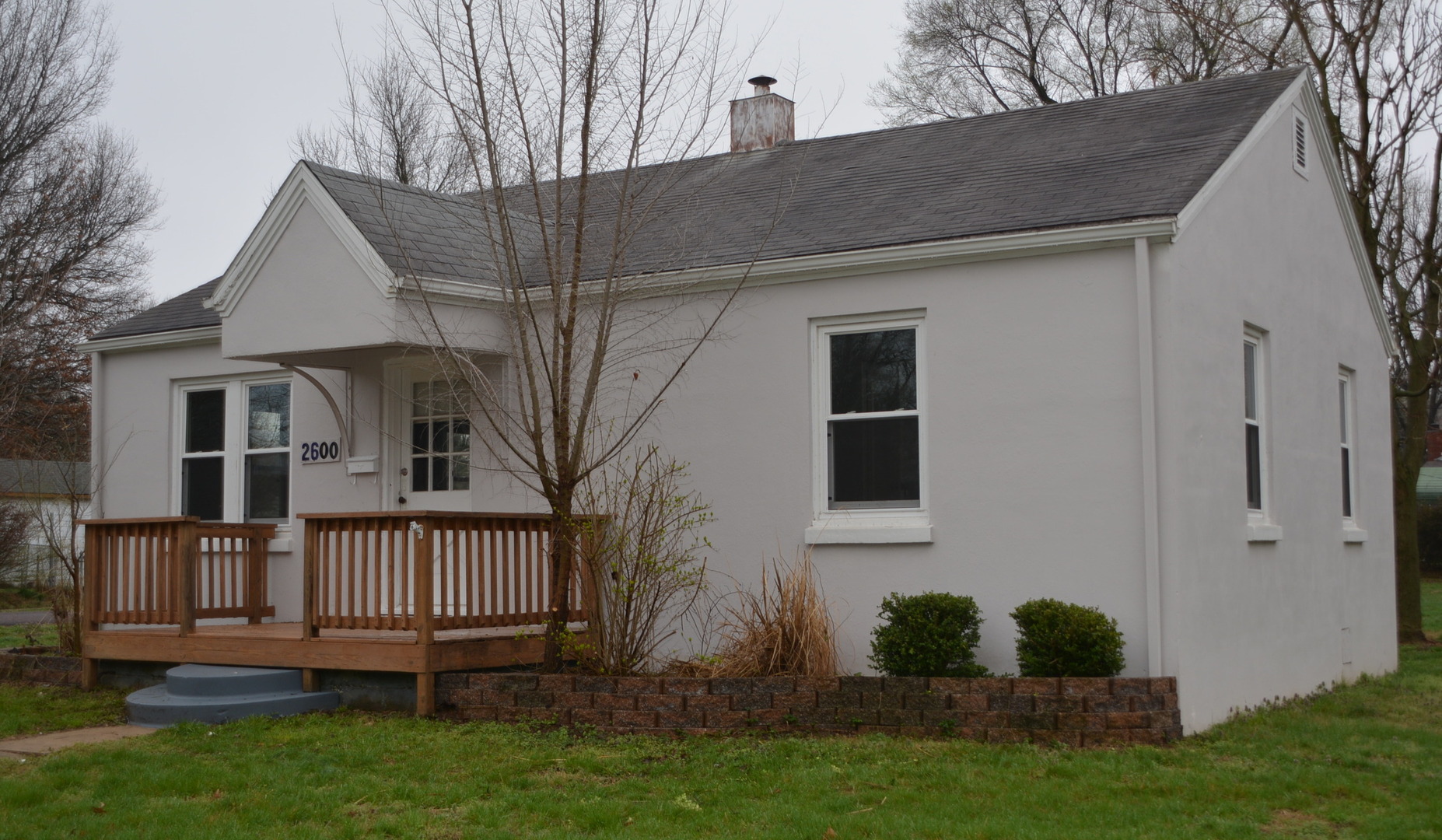 Springfield House: 2600 W. Walnut Street