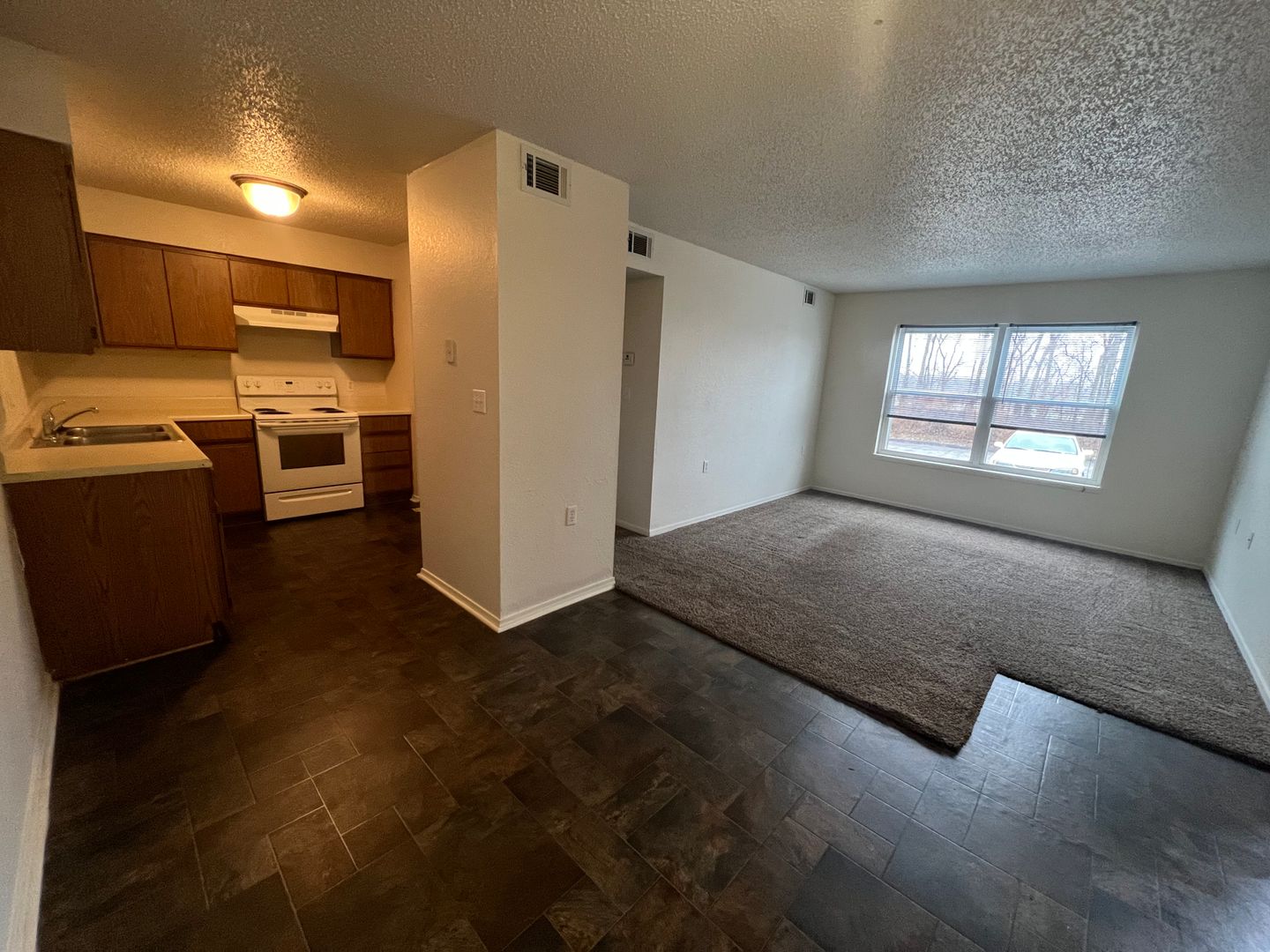 416 S Main 09 Willard Apartments , Willard, MO 65781