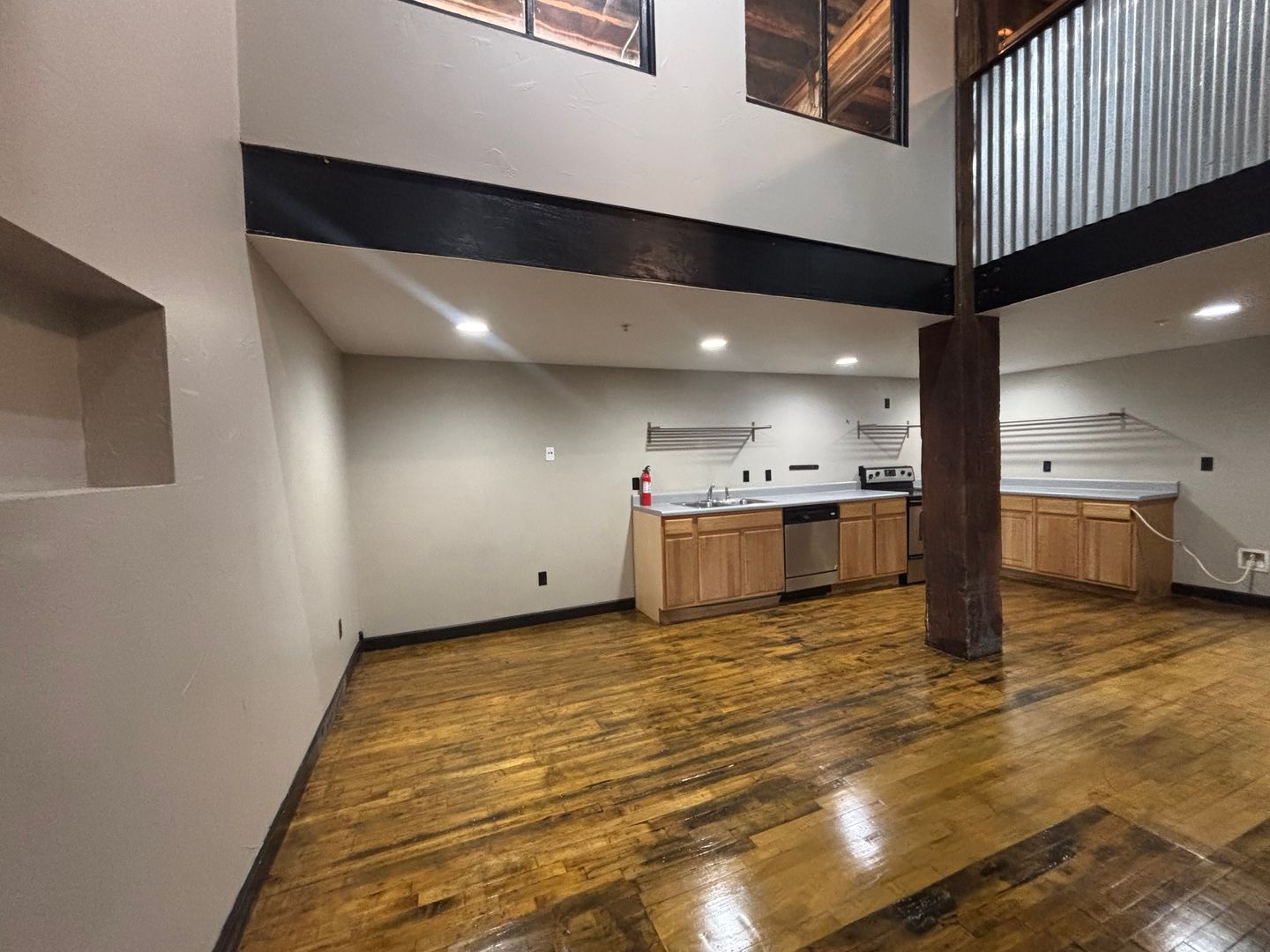 Springfield House: 331 E Water St Unit 112