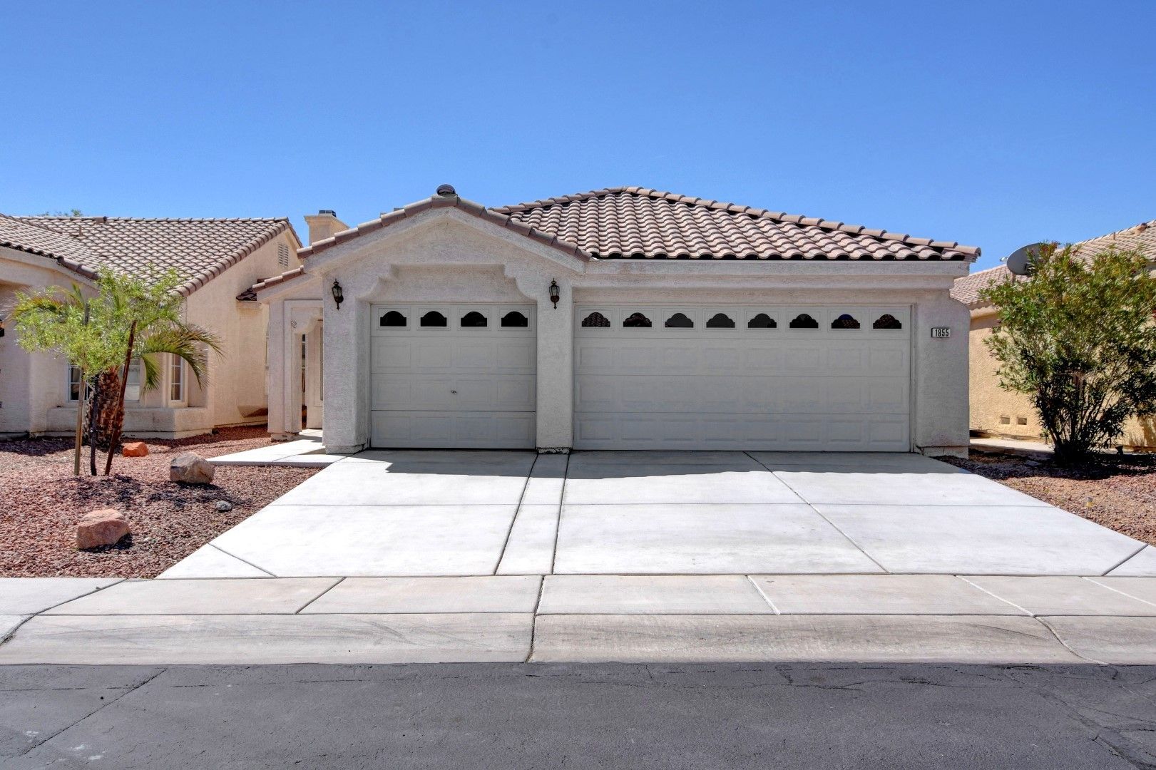 North Las Vegas House: 1855 Grand Prairie Ave