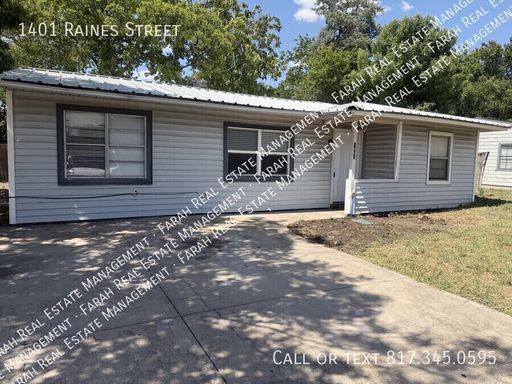 4 Bedroom Home in East Arlington! – photo 1