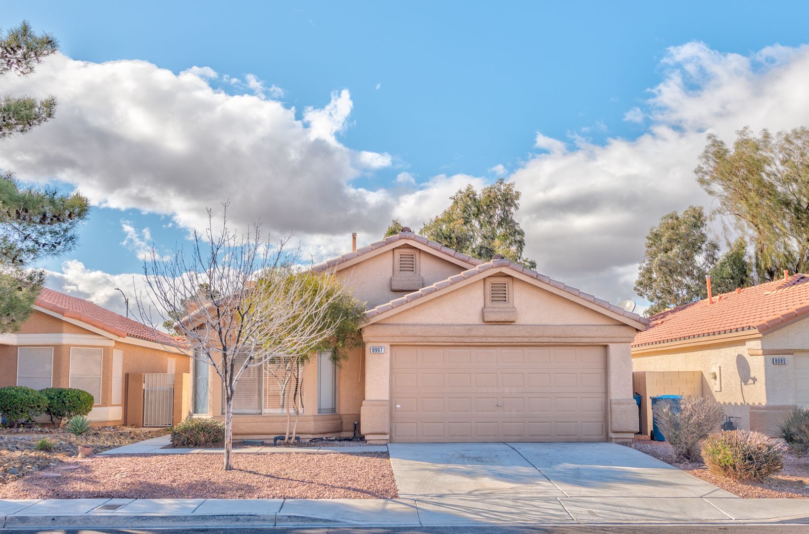 Las Vegas House: 8997 Living Rose St