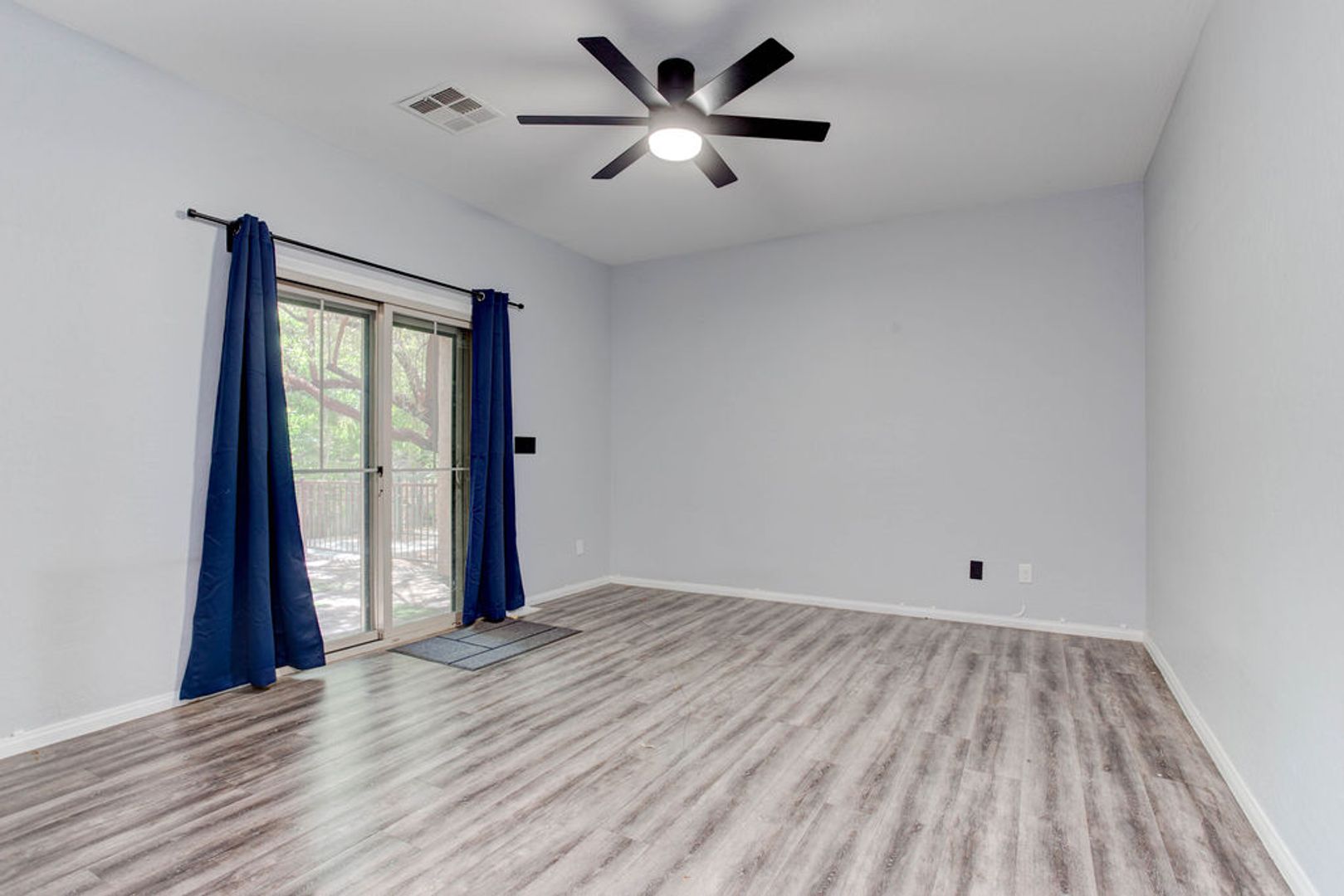 Las Vegas House: 7724 Vibrant Thread Ct