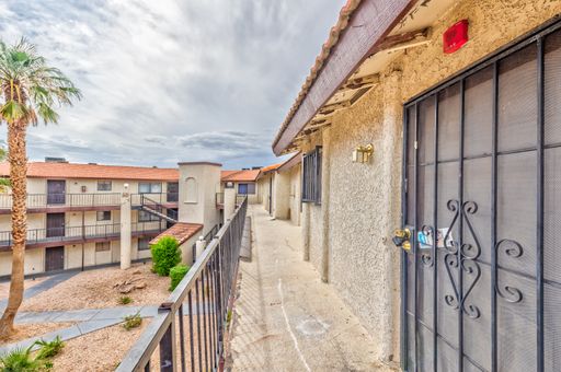 2080 Karen Avenue Unit#63, Las Vegas, Nevada 89169 – photo 1