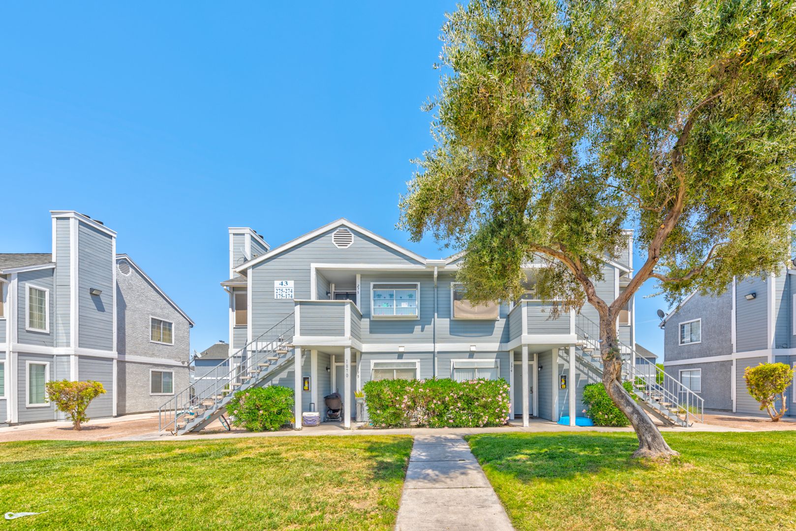 Las Vegas Apartment: 1870 Nebula Dr