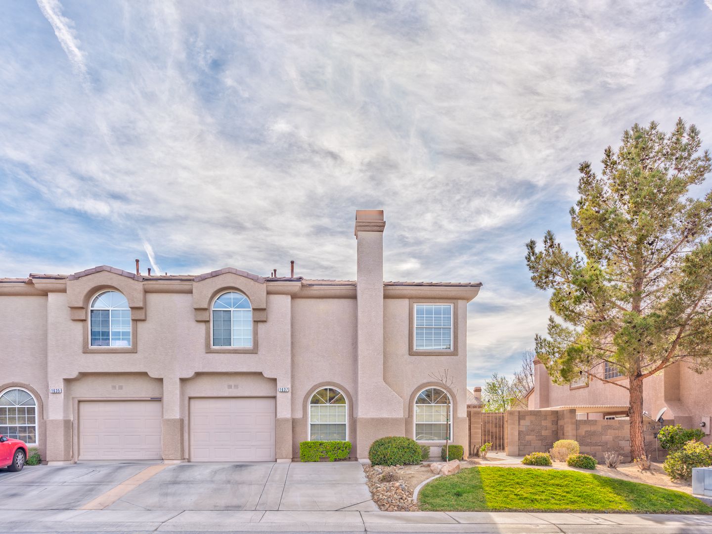 Henderson Townhome: 1637 Cave Spring Dr