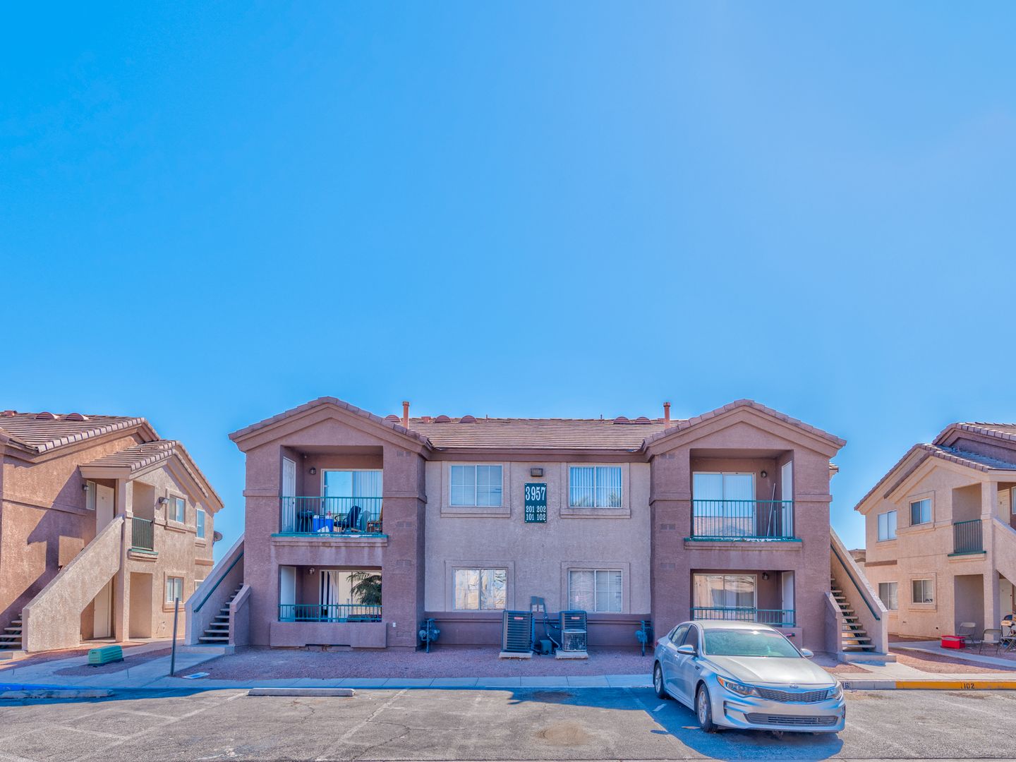 Las Vegas House: 3957 Rebecca Raiter Ave #202