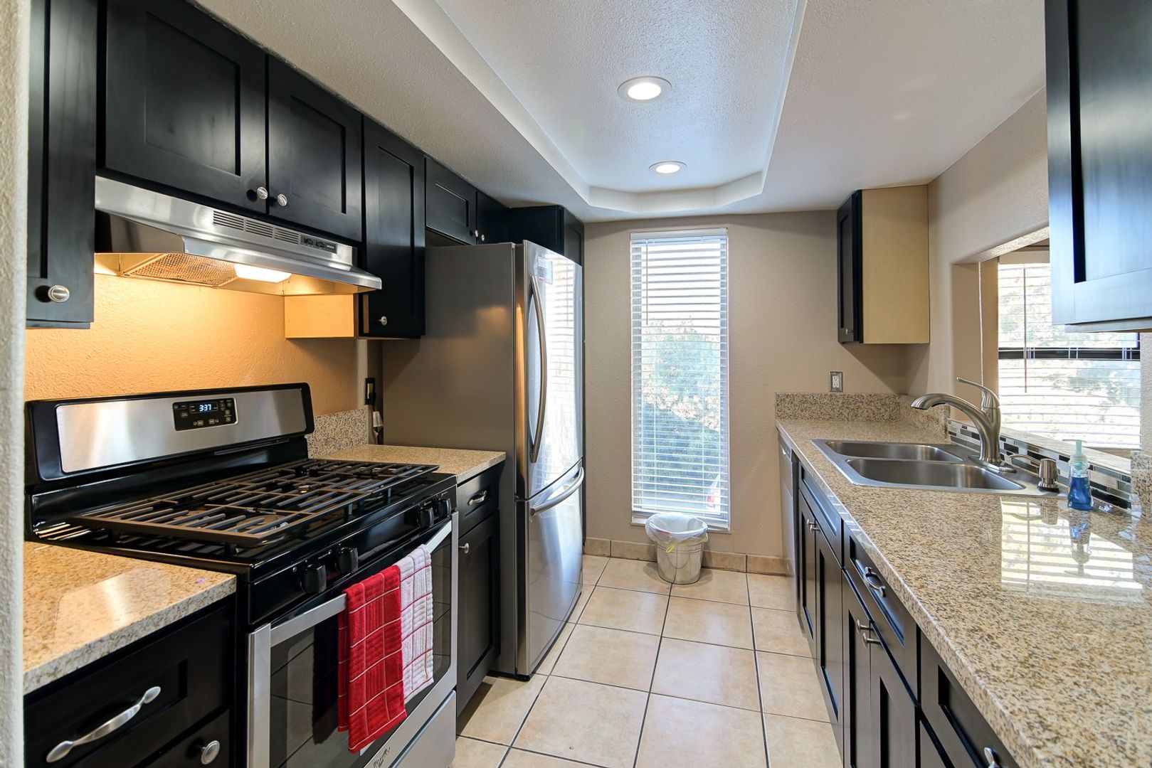 Las Vegas House: 1440 Vegas Valley Dr #10