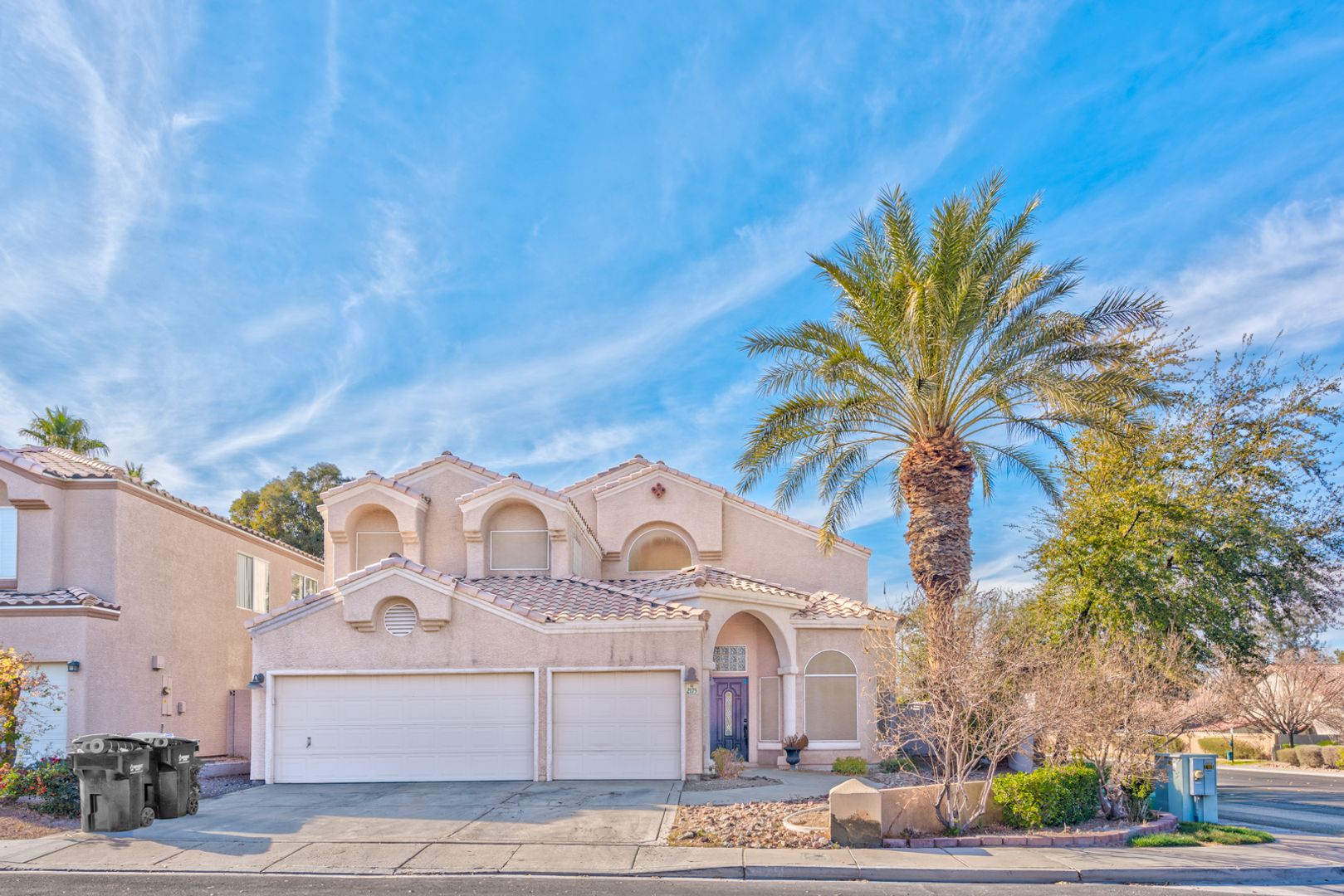 Henderson House: 2175 Fountain Springs Dr