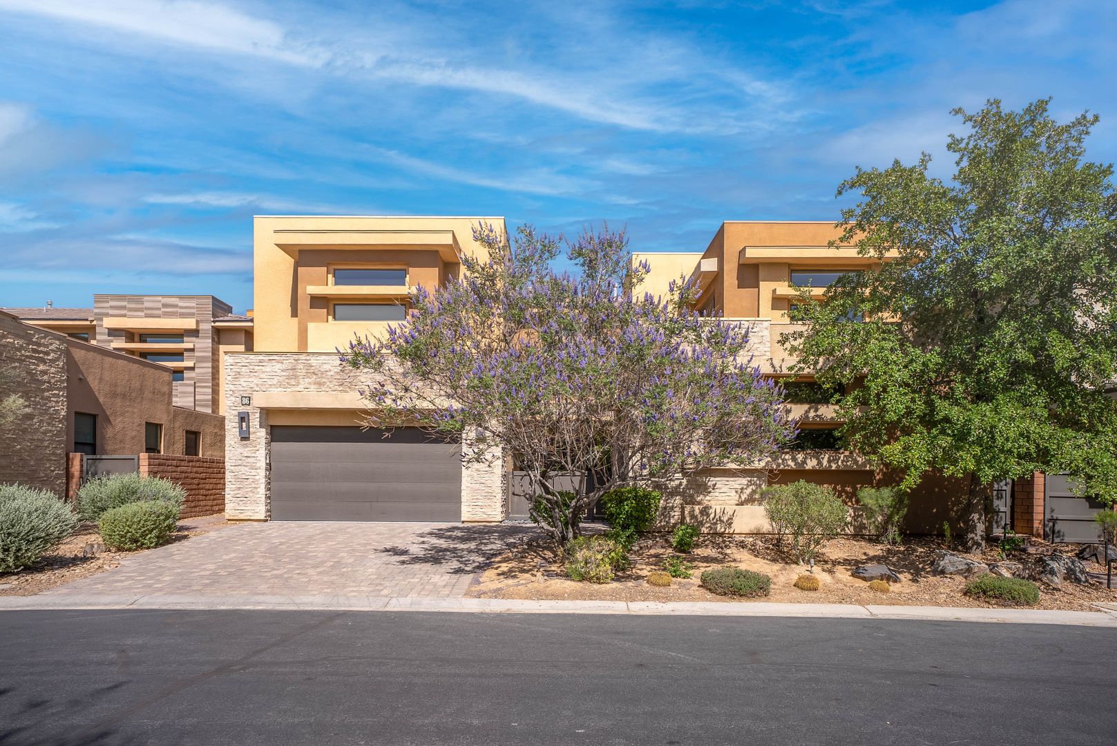 Las Vegas House: 86 Pristine Glen St