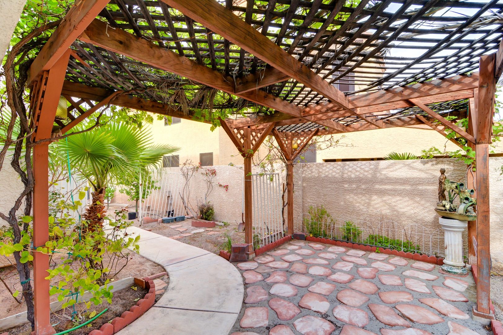 Henderson House: 2069 Sapphire Valley Ave