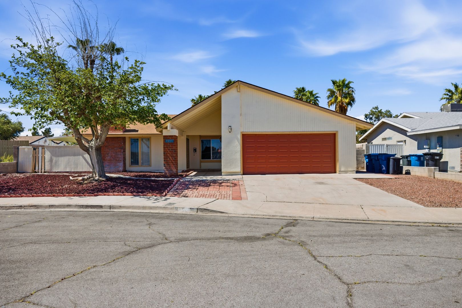 Las Vegas House: 5221 Percheron St