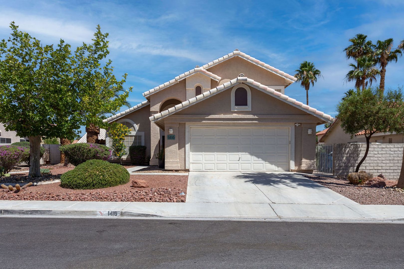 North Las Vegas House: 1416 Walstone Rd