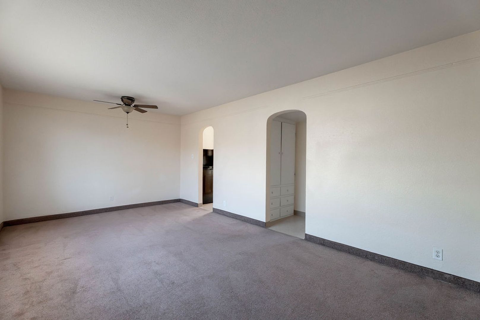 Las Vegas Apartment: 216 N 10th St