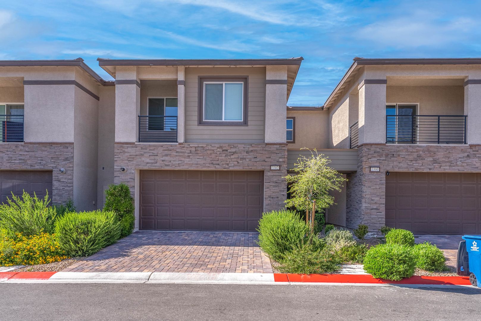 Henderson House: 3302 Viola Hills Ave