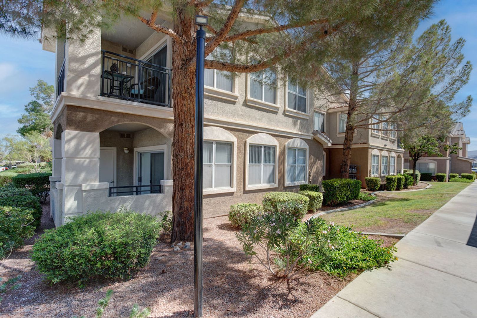 Henderson Condo: 2900 Sunridge Heights #418