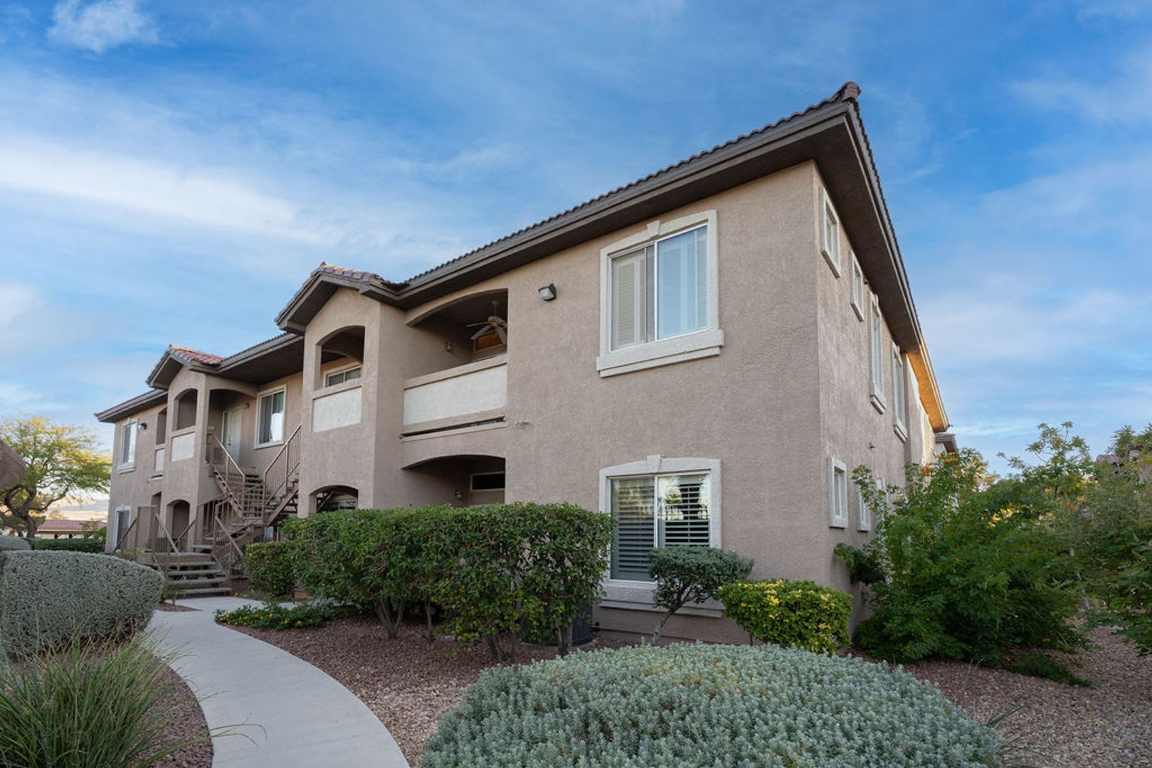 Henderson House: 2305 W Horizon Ridge Pkwy #3323