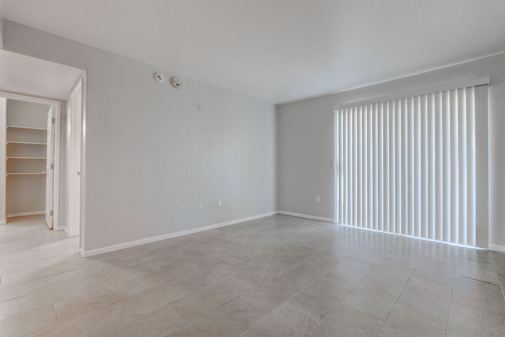 Las Vegas House: 7885 West Flamingo Road #1016