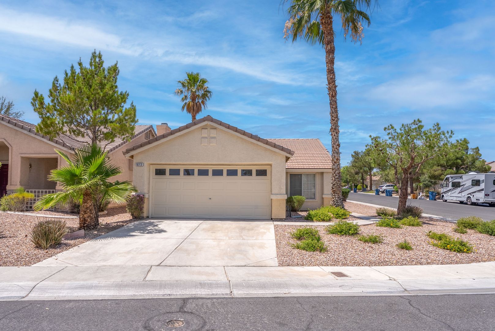 Las Vegas House: 1613 Cathedral Peak Ct
