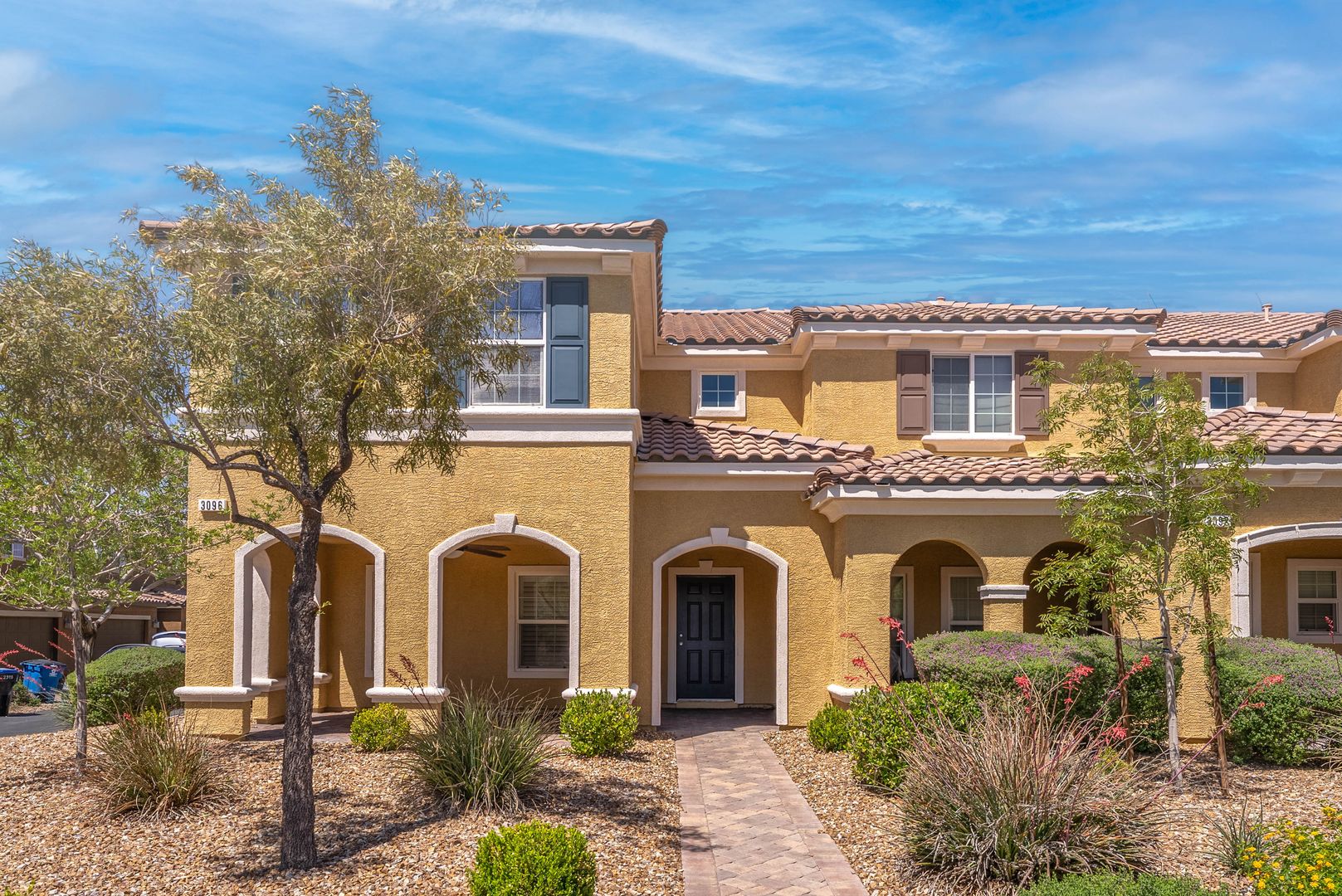 Henderson House: 3096 Bicentennial Pkwy