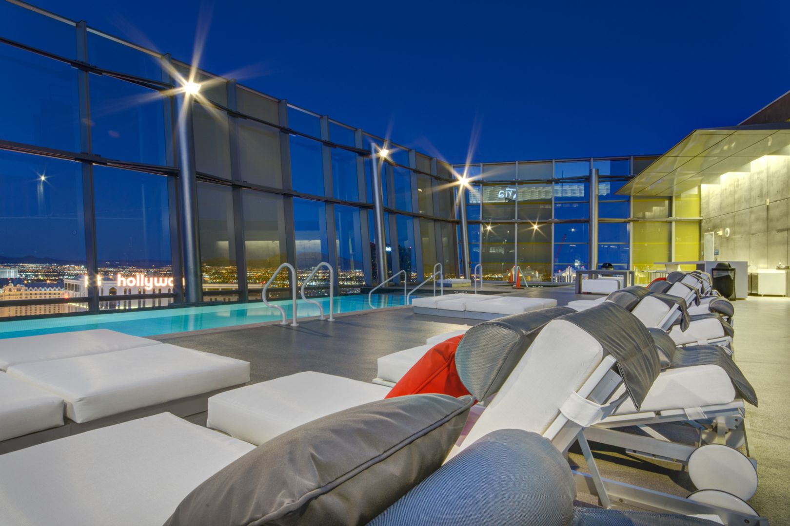 Las Vegas House: 3726 Las Vegas Blvd #2201W