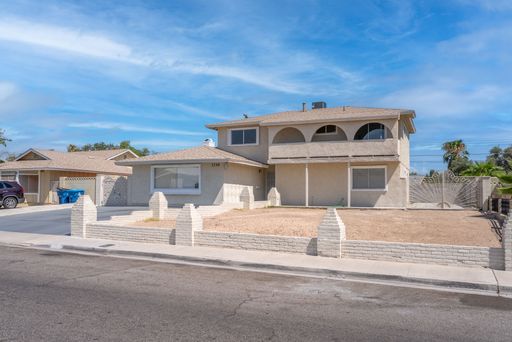 2298 Golden Arrow Drive, Las Vegas, Nevada 89169 View – photo 1