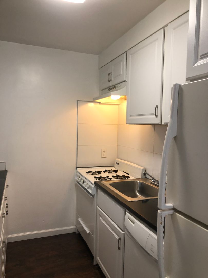 San Diego Apartment: 4009 33rd Street