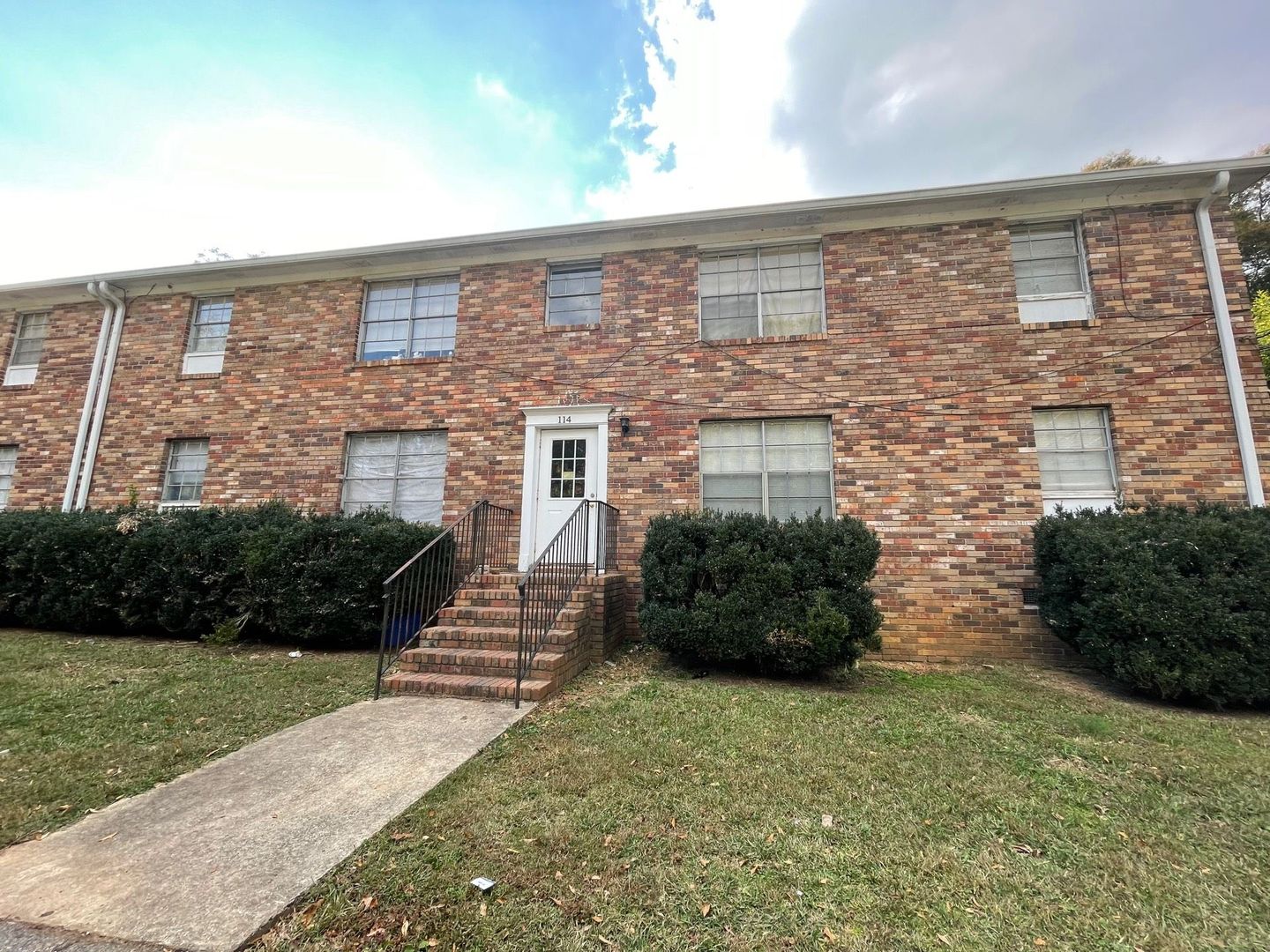 2 Bedroom Apartment in Carrollton City Limits!