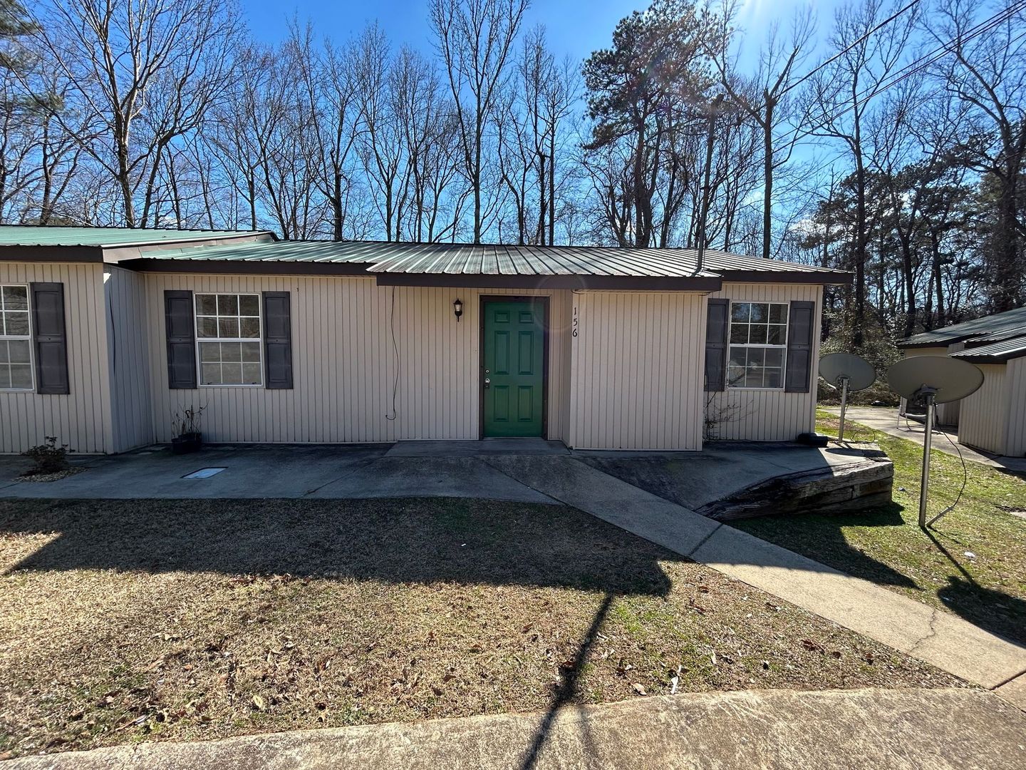 Carrollton House: 156 Bennett Circle