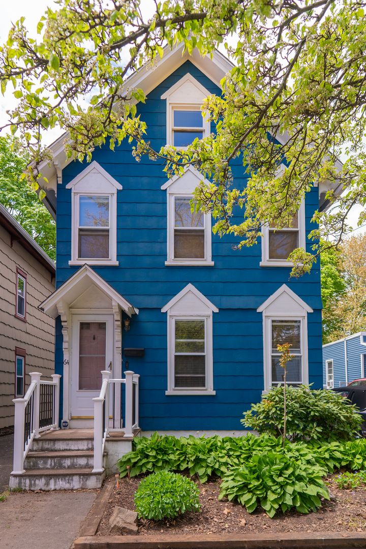 New Haven House: 64 Nicoll St
