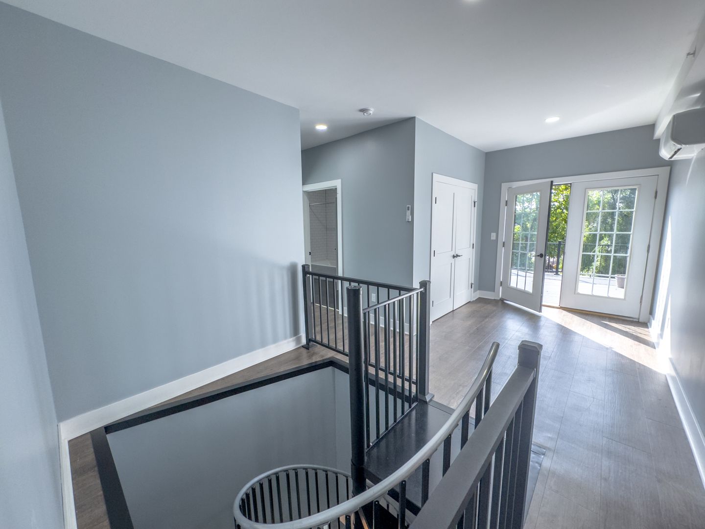 New Haven Apartment: 1455 State Street