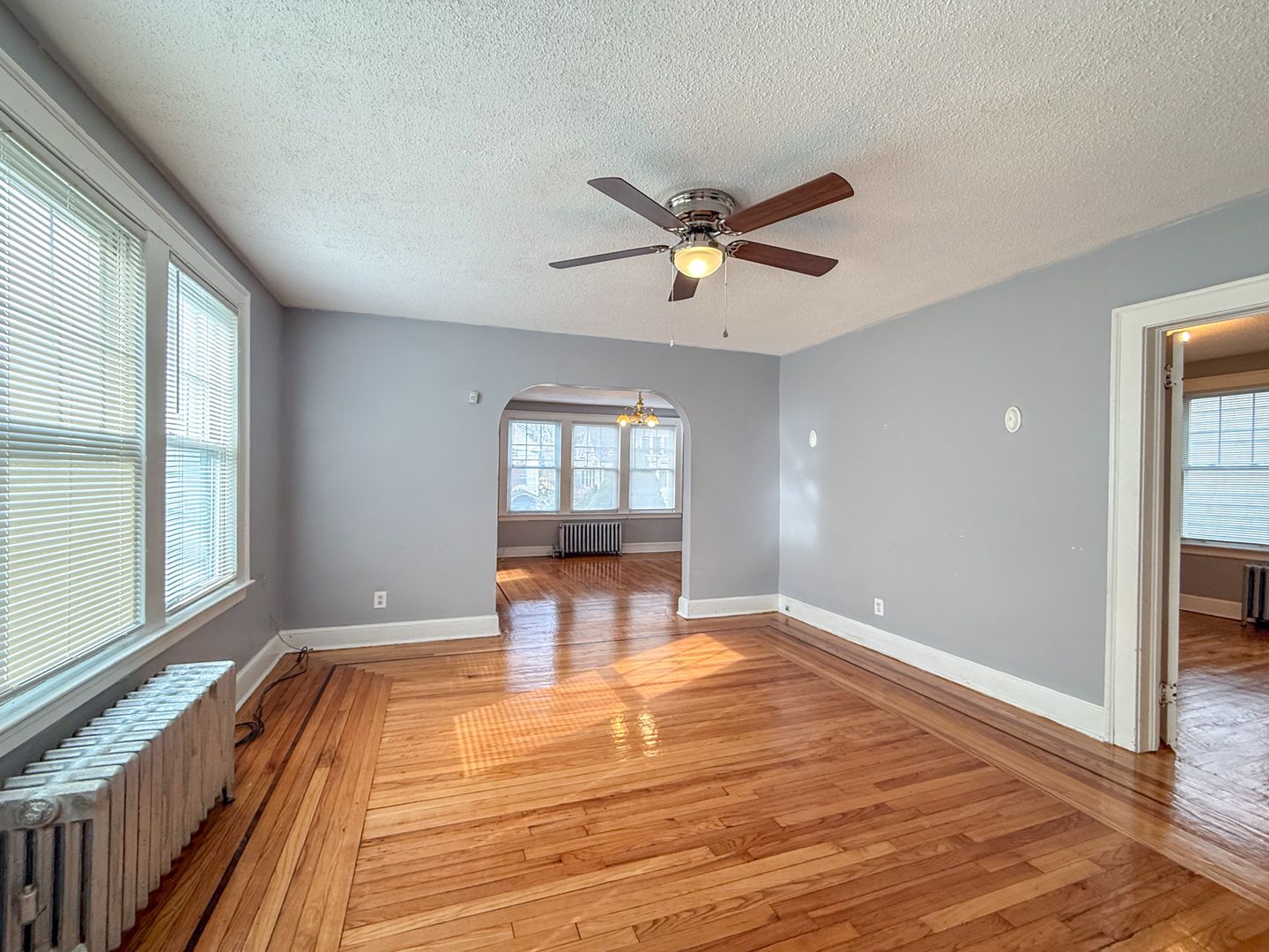 County Apartment: New Haven