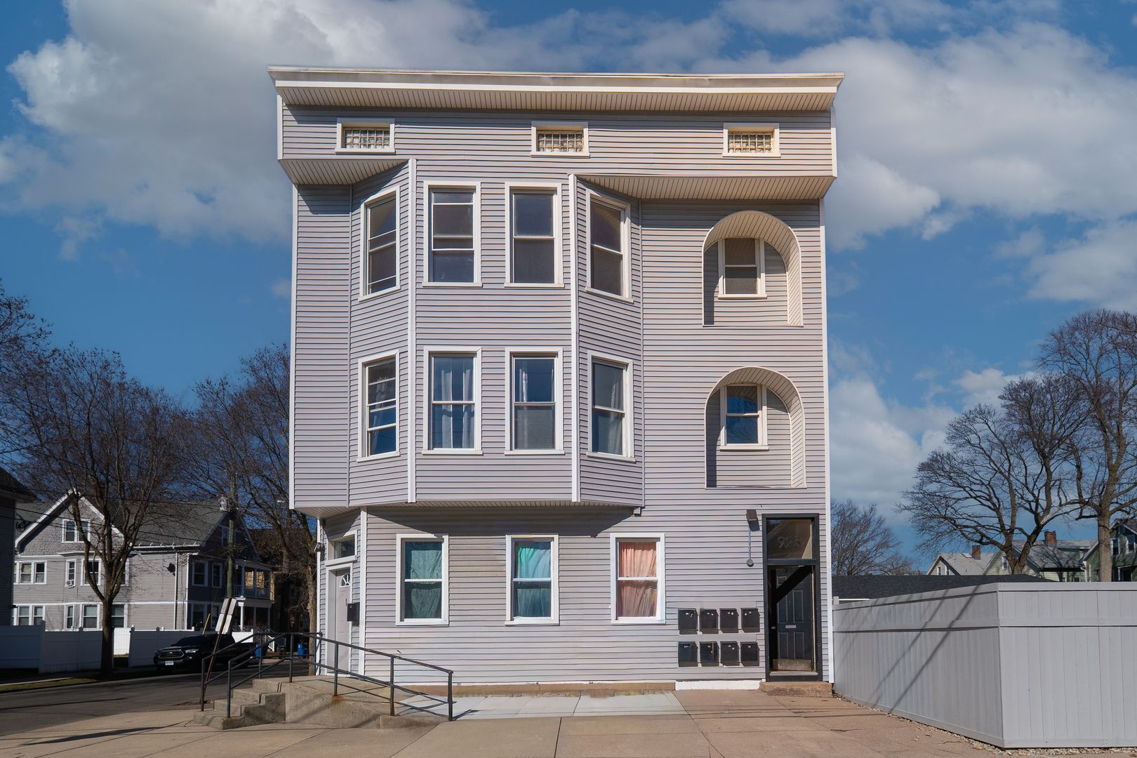 New Haven Apartment: 923 Elm St